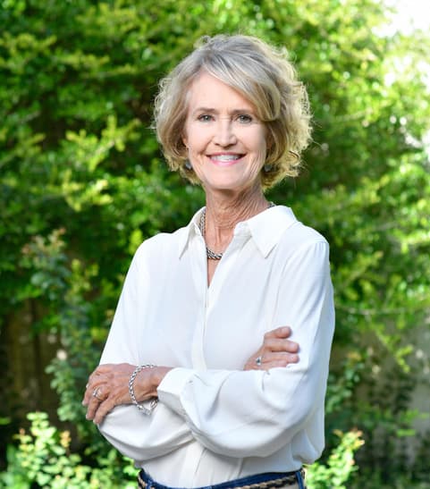 Paula McGee