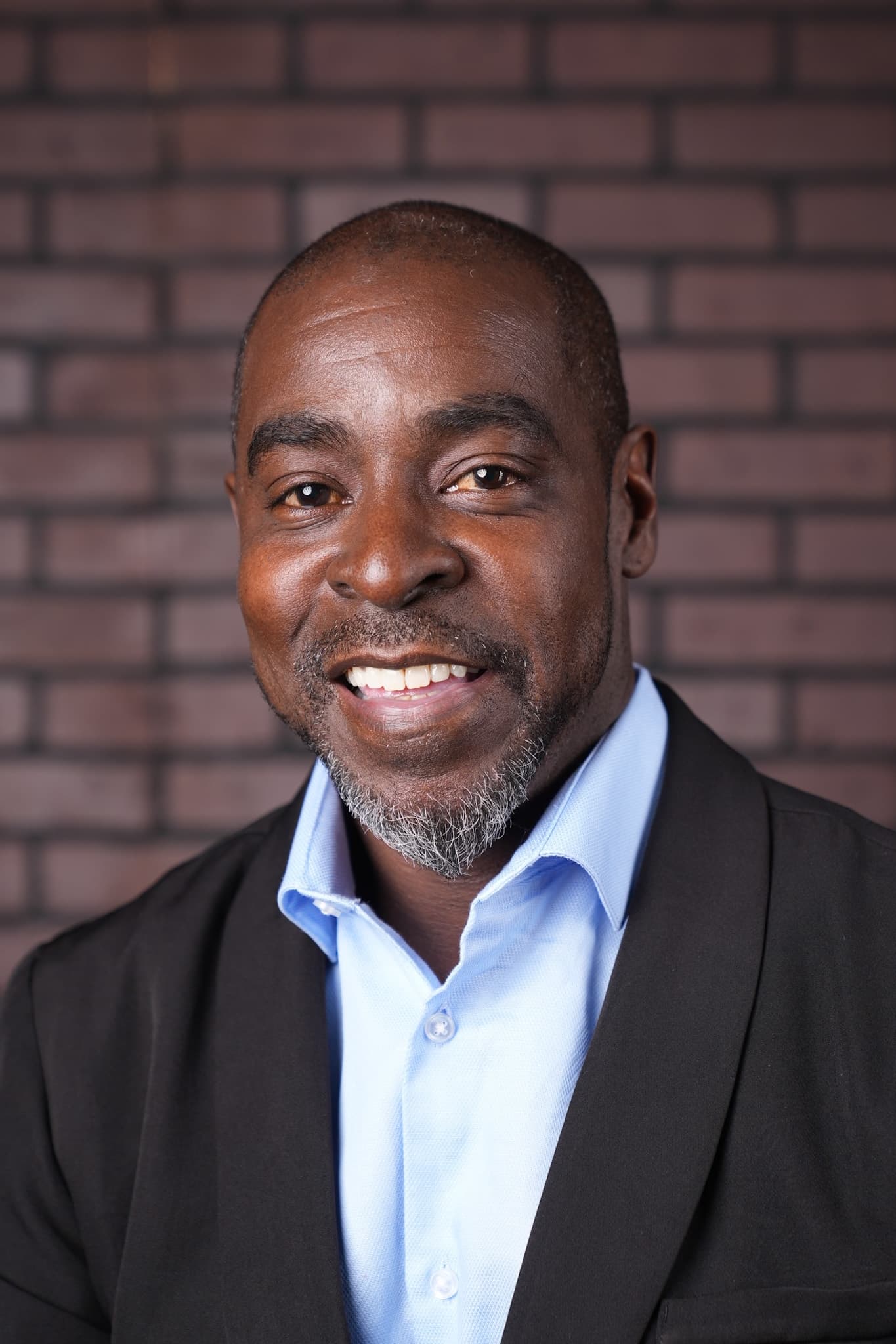 Perry Lowe