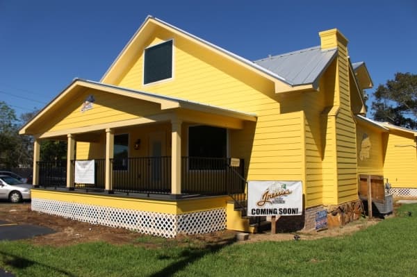 Tressie's Southern Kitchen opens in Magnolia's historical Yellow House