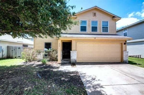 515 W. Metcalfe St.
5 bedroom / 3 bathroom
2,163 square feet
$229,900
Raye Mayhorn
Realty Executives of Killeen
254-519-2080
*Information current as of 10/18/19