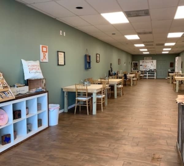 Humble business Aerie Lane creates crafting community with workshops, private parties