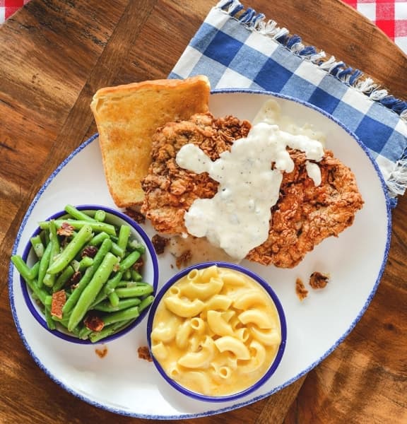 Mia's Table opens in Katy area