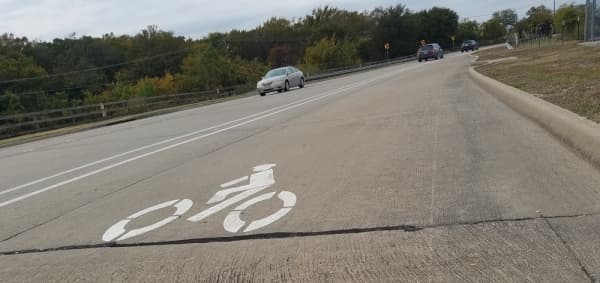 Bike lanes to be added to Town & Country Boulevard in Frisco