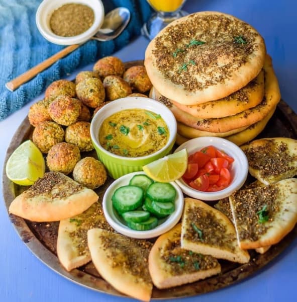 Cafe Taraiz opens with new owner and menu