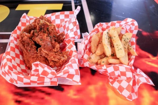 Family-run business Hot Spot brings soul food to Rayford Road
