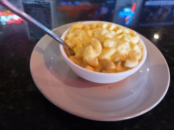 Side of Mac N’Cheese ($2) Cheesy, creamy, homemade noodles and cheese.(Stephen Hunt/Community Impact Newspaper)
