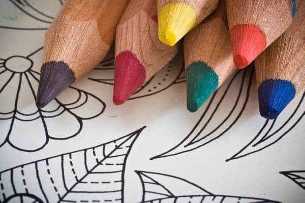 Hutto Public Library's Adult Evening Art allows residents to tap into their creative sides. (Courtesy Hutto Public Library)
