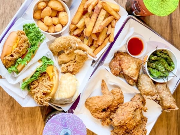 TKK Fried Chicken opens in space shared by Kung Fu Tea in Richardson
