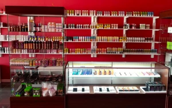 Drip N Vape now offering vaporizers and accessories in northern Spring