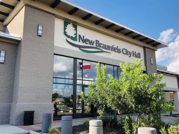 City of New Braunfels considering special events street closure ordinance