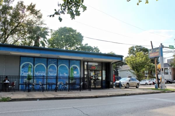 Al Quick Stop: Family-owned Montrose bodega 'has a little bit of everything'