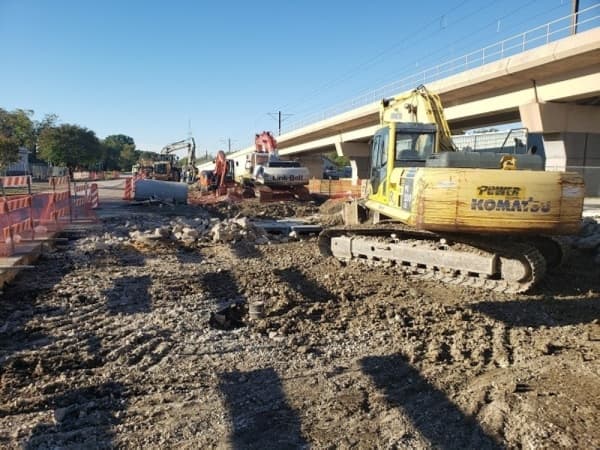 City closes Main Street intersection for water line installation