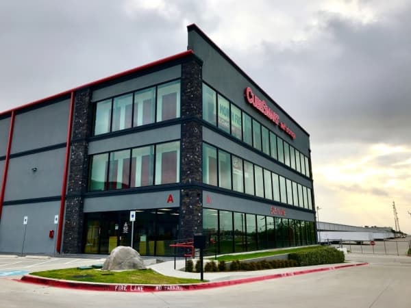 Trez Capital-Hines acquires Plano CubeSmart facility