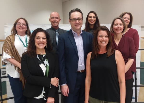 Trustees recognize Vandegrift dance teacher for state award