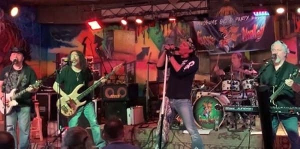 (Groove Monkey - Whitestone Brewery)
Courtesy Whitestone Brewery