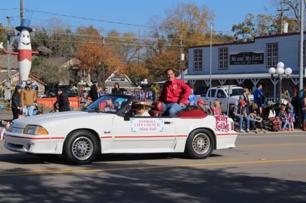 Tomball City Council Member Mark Stoll participated in the parade. (Anna Lotz/Community Impact Newspaper)