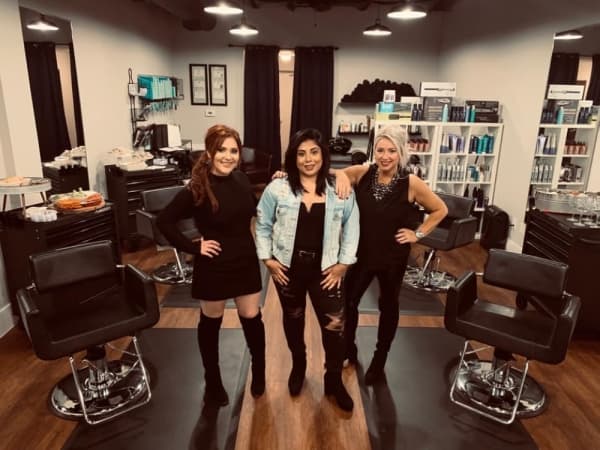 The Salon Off Main now open in Buda