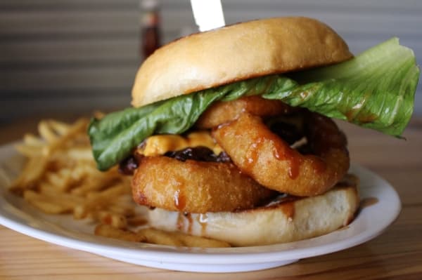 Old Magnolia Bar & Grill owner turns passion into lifelong career