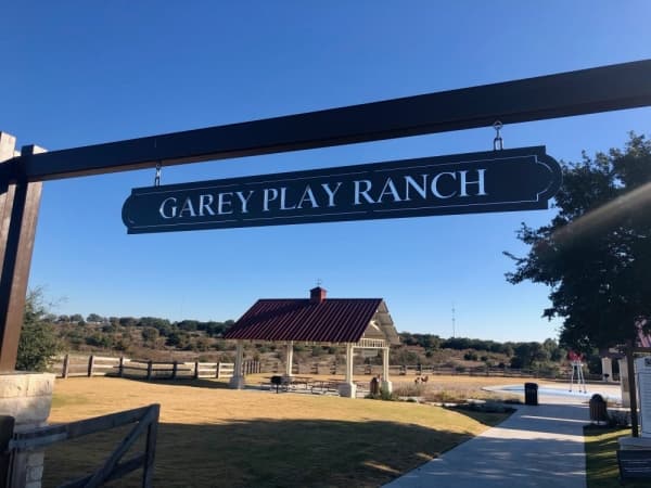 Garey Park features a playground and splash pad. (Sally Grace Holtgrieve/Community Impact Newspaper)