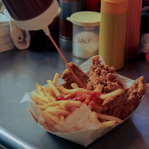What's Cluckin opens in Plano