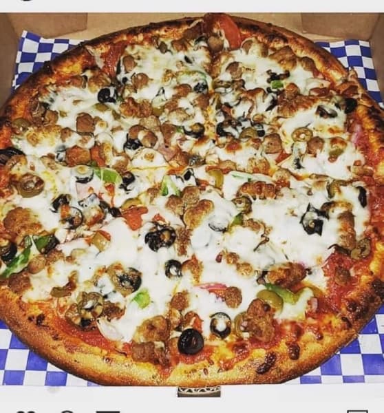 (Courtesy Dan's Pizza Co.)