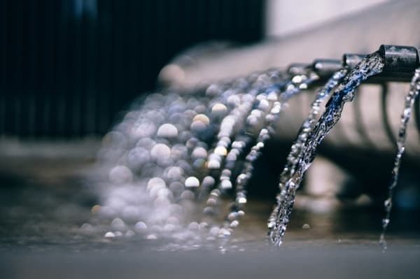 Travis County commissioners delay bulk water price increase, plan to offer discount for eligible customers