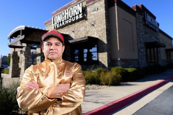 Cedar Park cook honored for grilling millionth steak