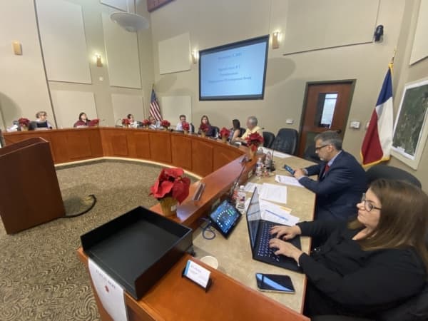 Wildfire mitigation, raised medians down RM 620 and streamlined city functions: A breakdown of the Dec. 9 Lakeway special City Council meeting