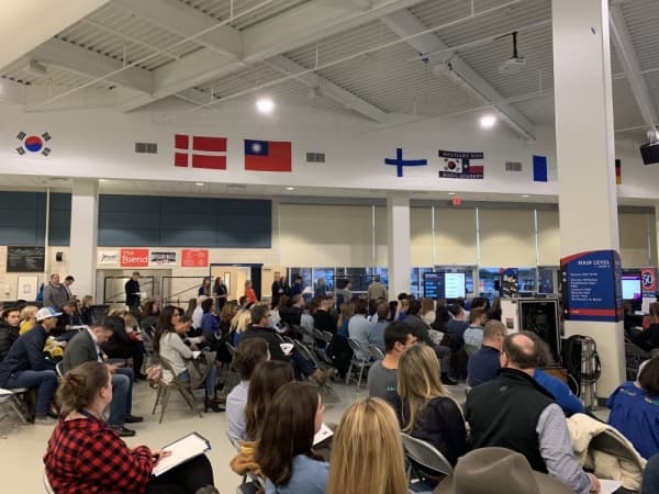 Eanes ISD board votes to continue Spanish immersion program after dozens of parents voice support