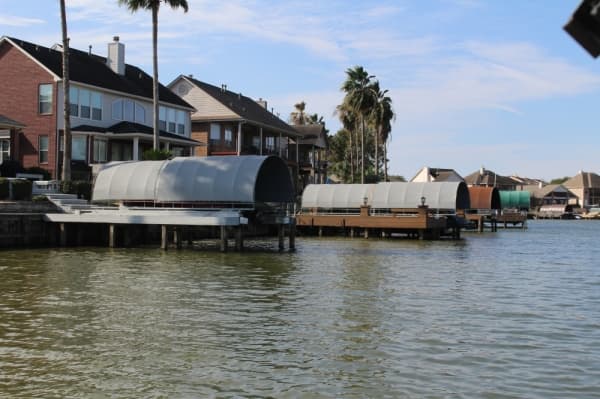 Lake levels on Nov. 27 were lower than normal. (Eva Vigh, Community Impact Newspaper)