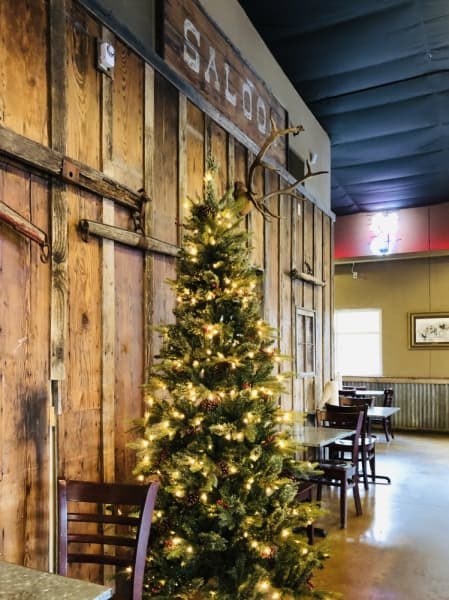 The Granzin Bar-B-Q saloon sports decorations for the Christmas holiday. (Ian Pribanic/Community Impact Newspaper)