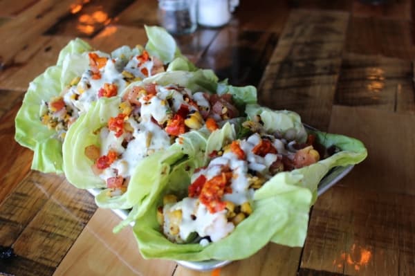 Heard That Tacos ($9.99): Grilled shrimp with corn salsa, cabbage and housemade peppered relish (Nola Z. Valente/Community Impact Newspaper)