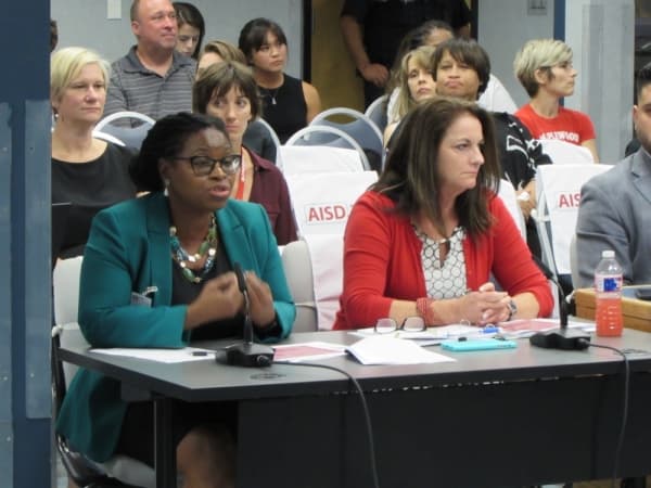 Equity report, School Changes transition, new school naming: Things to know heading into the Austin ISD December meeting