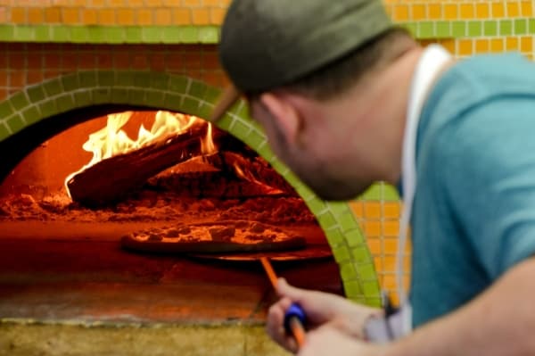 Pizzeria Grata brings Neapolitan-style pizza to South Austin