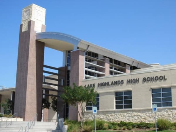 Richardson ISD trustees vote to replace heat and air conditioning system at Lake Highlands High School