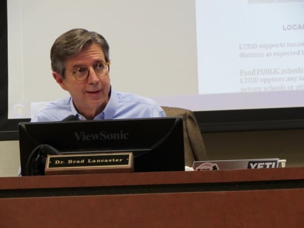 Lake Travis ISD Superintendent Brad Lancaster announces retirement