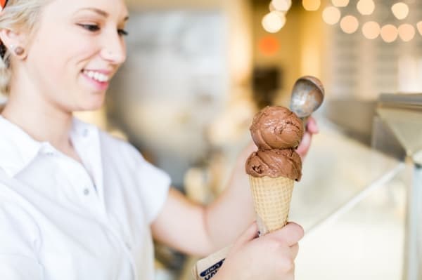 Jeni's Splendid Ice Creams sets grand opening event date for Heights shop
