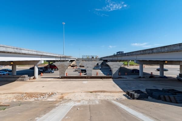 Broadway Street near Hwy. 288 open after construction in Pearland