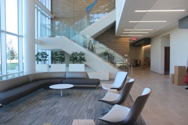 A photo of a hospital lobby.