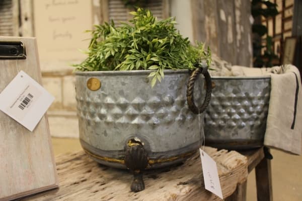 Other home decor items, such as artificial plants, are offered at The Neutral Nest. (Kara McIntyre/Community Impact Newspaper)