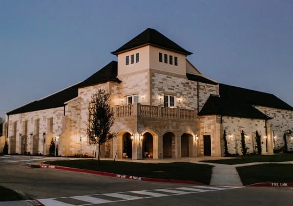 Montclair opens in Colleyville, adding to city's wedding, event space
