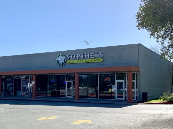 Locally owned restaurant now serving Mexican and Tex-Mex dishes on Parmer at McNeil