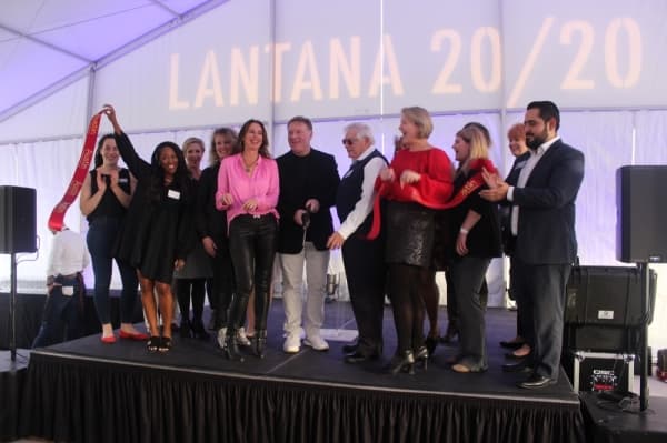 Stratus Properties celebrates opening of Lantana Place