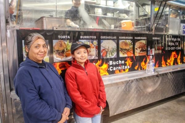 Five members of the Velasquez family help run the taqueria. (Evelin Garcia/Community Impact Newspaper)