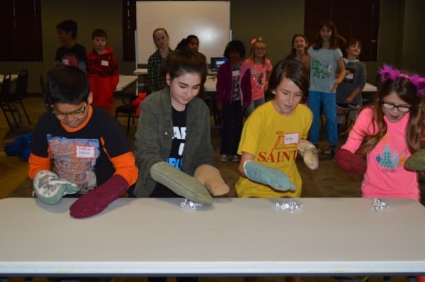 Feb 8 Bee-Tweens Chocolate Wars (Courtesy Bee Cave Public Library