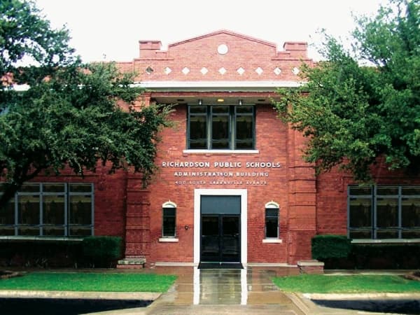 Two candidates file to run in May for the Richardson ISD board of trustees