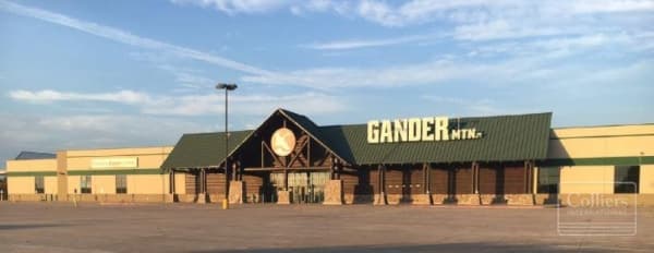 Preliminary plans announced for former Gander Mountain site at Hwy. 290, FM 1960