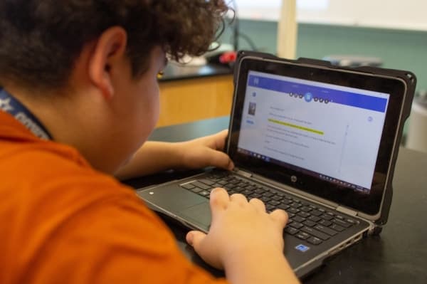 New reading assistance applications, approaches empower Clear Creek ISD students in special education