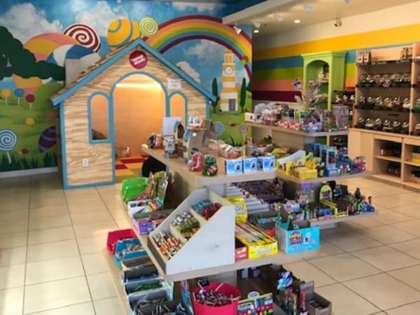 Sweet Shack Candy Shop moves from Bell Boulevard to Cypress Creek Road