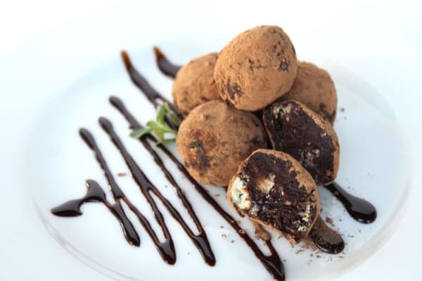 Stefania and Andrea Matteucci, owners of Loveria Caffe in Colleyville, were chosen to debut their new concept Spuntino at Harvest Hall. (Courtesy LDWWgroup)